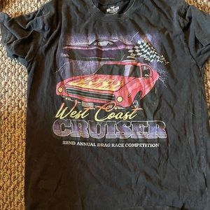 Holister graphic tee